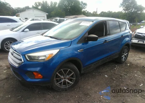 2017 Ford Escape S z USA, uszkodzony, nr VIN 1FMCU0F75HUE00805